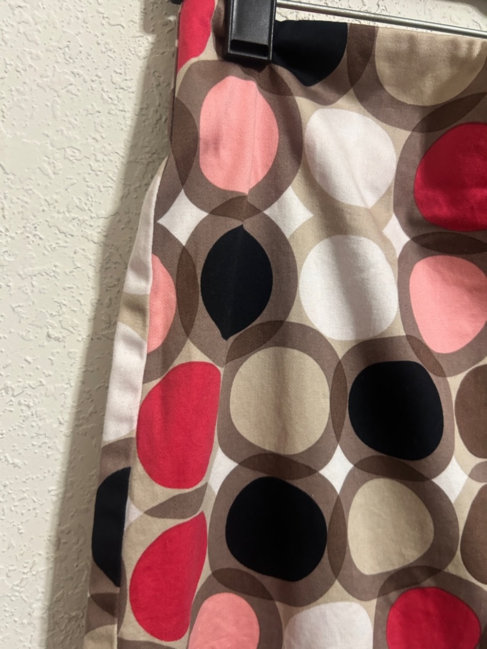 Polka Dot Pencil Skirt in Pink, Red, Black and Tan 419.16 - Picture 3 of 8